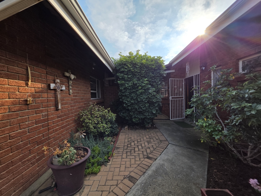 3 Bedroom Property for Sale in Flamingo Park Free State